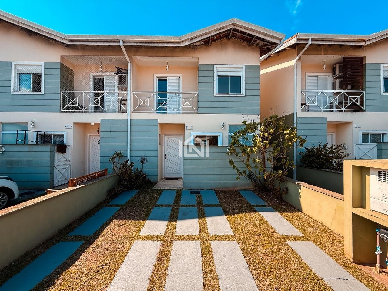 casa a venda no condominio villas da granja ii - fachada