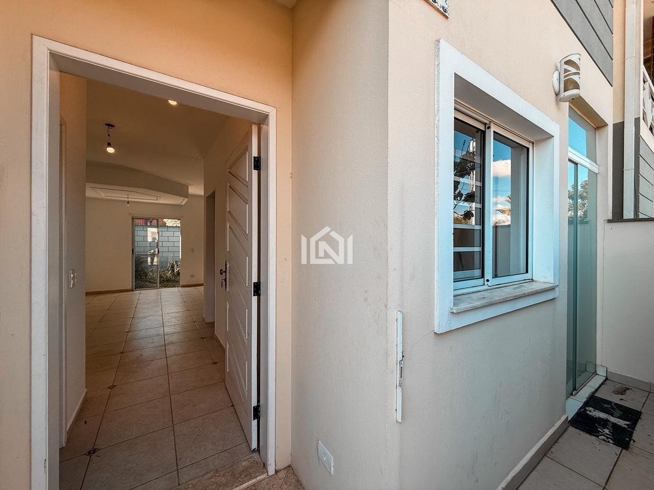 casa a venda no condominio villas da granja ii - entrada