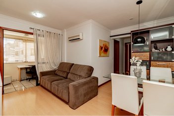 apartment em Rua General Couto de Magalhães, Higienópolis - Porto Alegre - RS