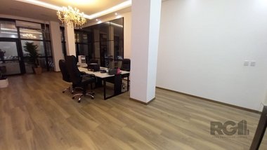 office em Alberto Bins, Floresta - Porto Alegre - RS