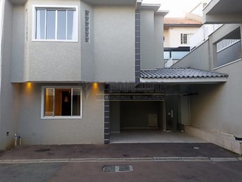 house em Rua Conde dos Arcos, Lindóia - Curitiba - PR