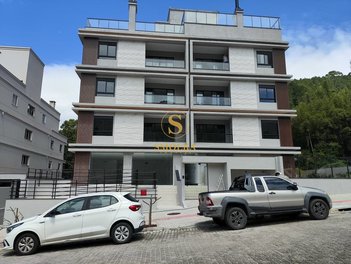 business em Rodovia Tertuliano Brito Xavier, Canasvieiras - Florianópolis - SC