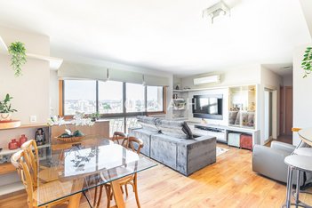apartment em Avenida Grécia, Passo da Areia - Porto Alegre - RS