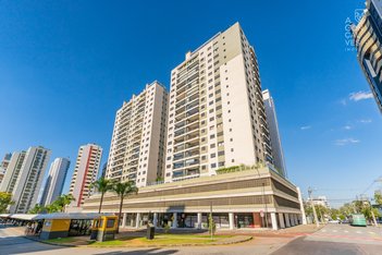 apartment em Rua Chichorro Júnior, Cabral - Curitiba - PR