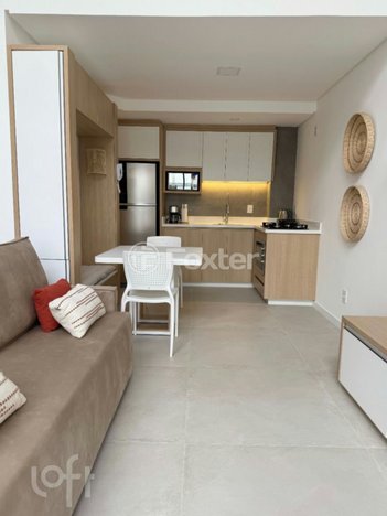 apartment em Rua Nivaldo Dias, Campeche - Florianópolis - SC