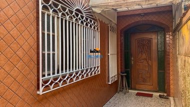 house em Avenida Prefeito José Monteiro, Jardim Independência - São Vicente - SP