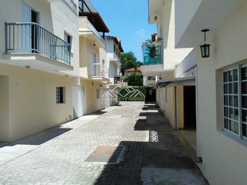house em Travessa das Cigarreiras, Parque das Cigarreiras - Taboão da Serra - SP