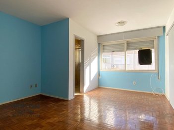 apartment em Rua General Vasco Alves, Centro Histórico - Porto Alegre - RS