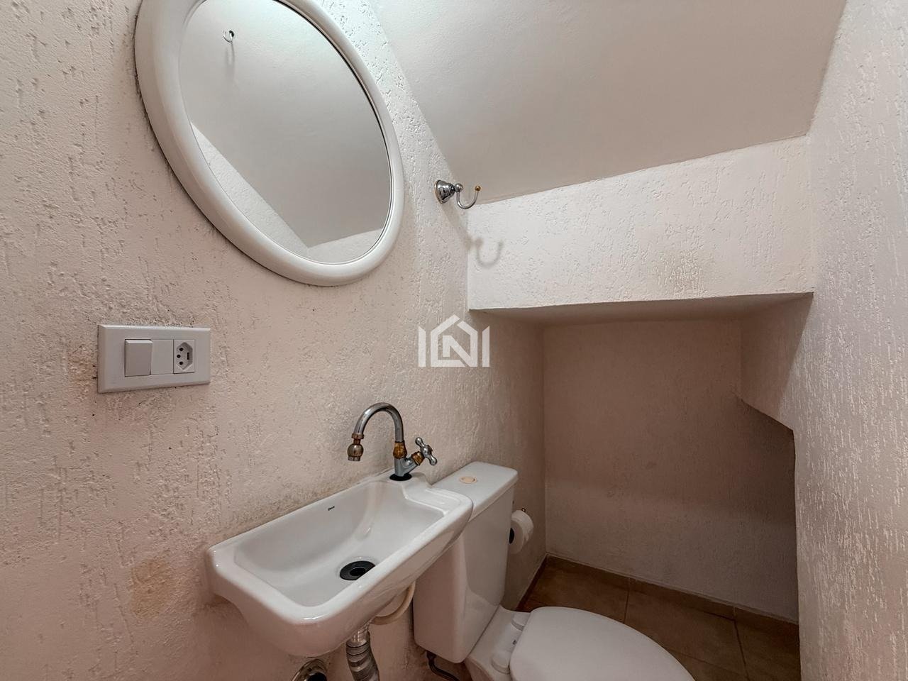 casa a venda no condominio cidade jardim - lavabo