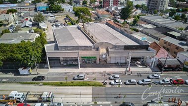 business em República Argentina, Novo Mundo - Curitiba - PR