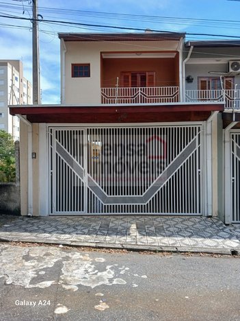 house em Rua Bananal, Vila Iapi - Taubaté - SP