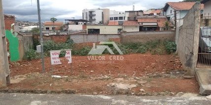 land_lot em Rua Vereador Pedro Júlio, Vila Andere I - Varginha - MG