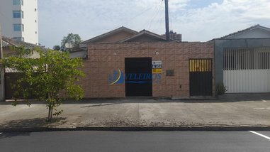 office em Rua Professor Cleto, Centro Histórico - Paranaguá - PR