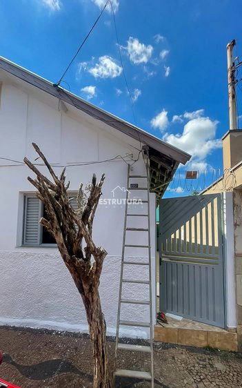 house em Avenida 13, Saúde - Rio Claro - SP