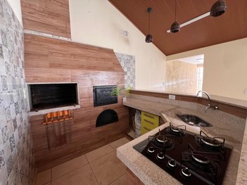 house em Rua Humberto de Campos, Conjunto Habitacional Ivo Tozzi - Araçatuba - SP