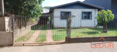 house em Rua Tristão Monteiro, Centro - Três Coroas - RS