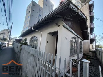 house em Rua Frederico Augusto Luiz Thieme, Centro - Itajaí - SC