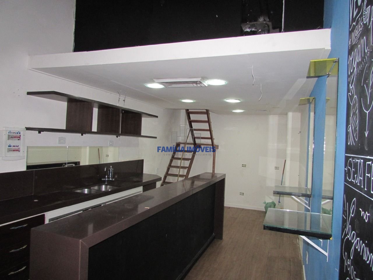 Alugar Loja comercial no Shopping Balneário no Gonzaga  Santos SP