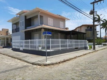 house em Rua Papa João XXIII, Centro - Balneário Rincão - SC