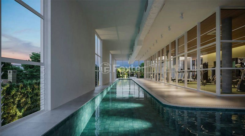 piscina-interna-com-vista-para-o-jardim