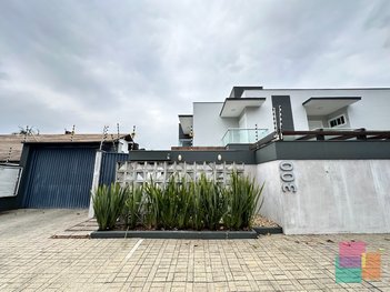 house em Rua Jaraguá, América - Joinville - SC