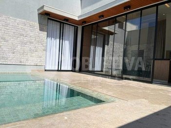 house em Avenida Vereador Carlito Cordeiro, Laranjeiras - Uberlândia - MG