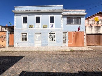 house em Rua Evaristo da Veiga, Centro - Campanha - MG