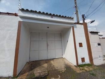 commercial_building em Rua Raymundo Luciano da Silva, Jardim das Palmeiras - Sumaré - SP