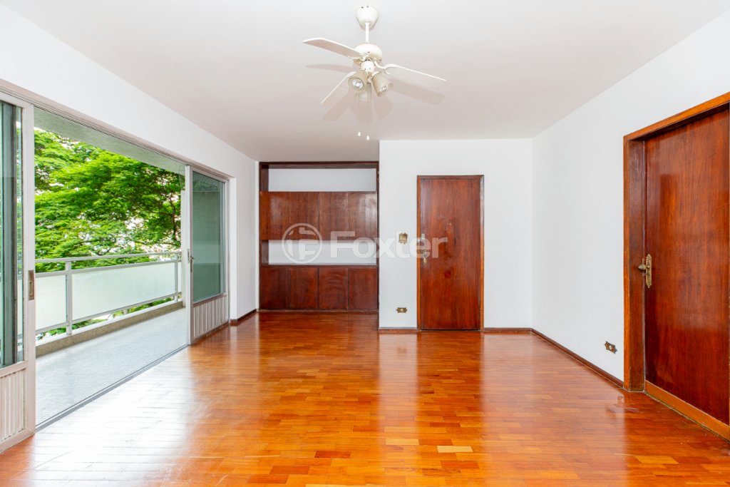 1744859441314-remax_20ville_1.jpeg