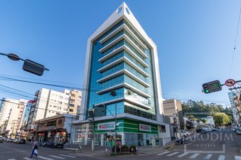 office em Avenida Júlio Borella, Centro - Marau - RS