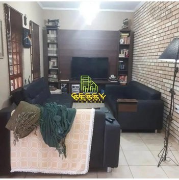 agricultural em Rua Aziza Aboarrage, Portal da Figueira - Itapetininga - SP