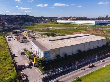 industrial em Avenida Hélio Ossamu Daikuara, Jardim Vista Alegre - Embu das Artes - SP