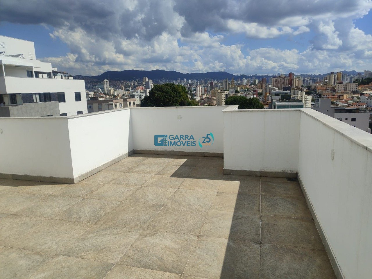 Cobertura com 3 quartos — Sagrada Família, Belo Horizonte