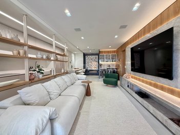 apartment em Rua dos Cambuatas, Jurerê - Florianópolis - SC