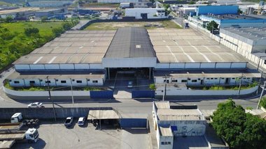 industrial em Avenida Leste, PoloPlast - Camaçari - BA