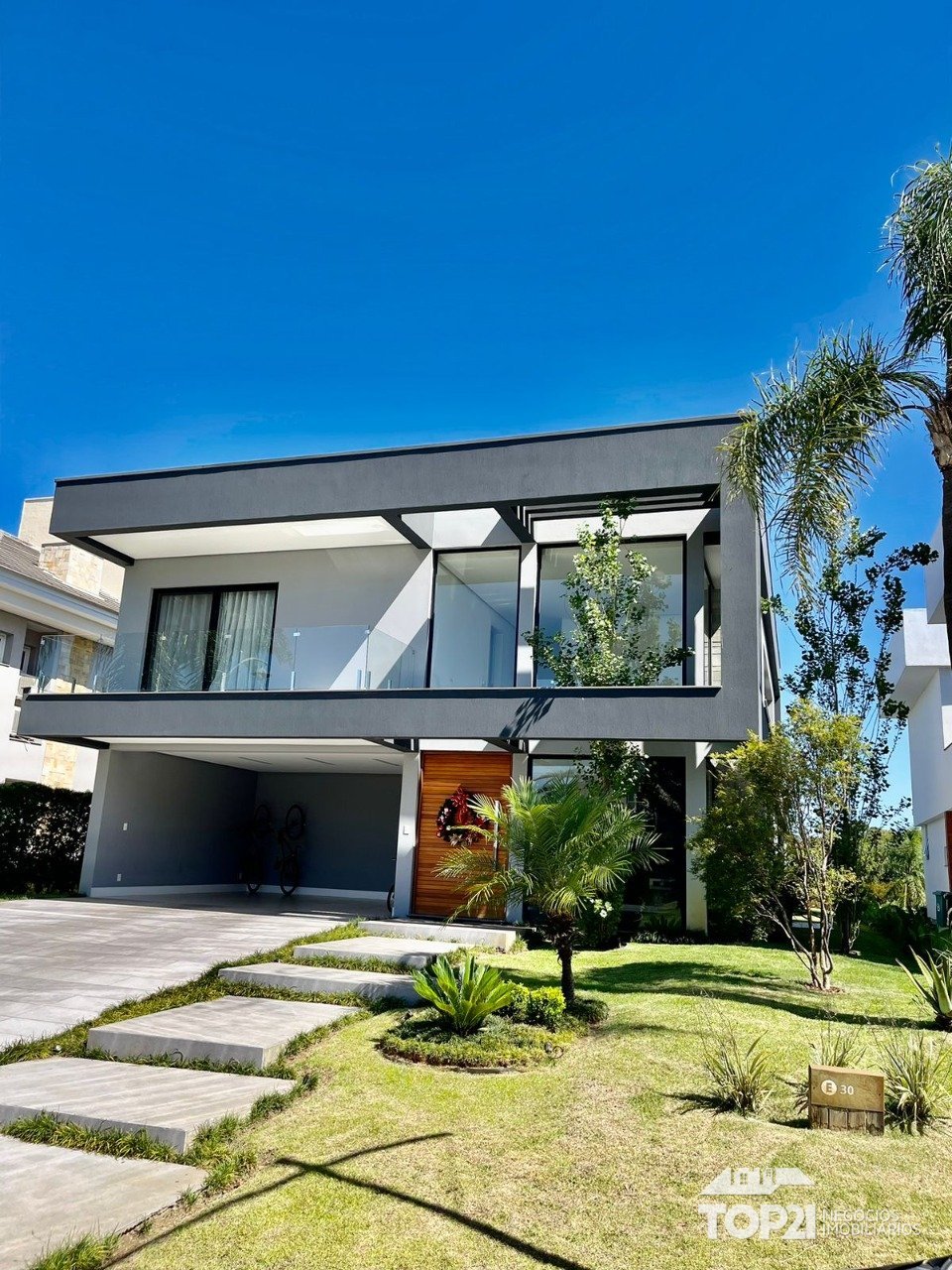 b05bbf3f-916b-48ec-bb0c-3d6b68097cb1