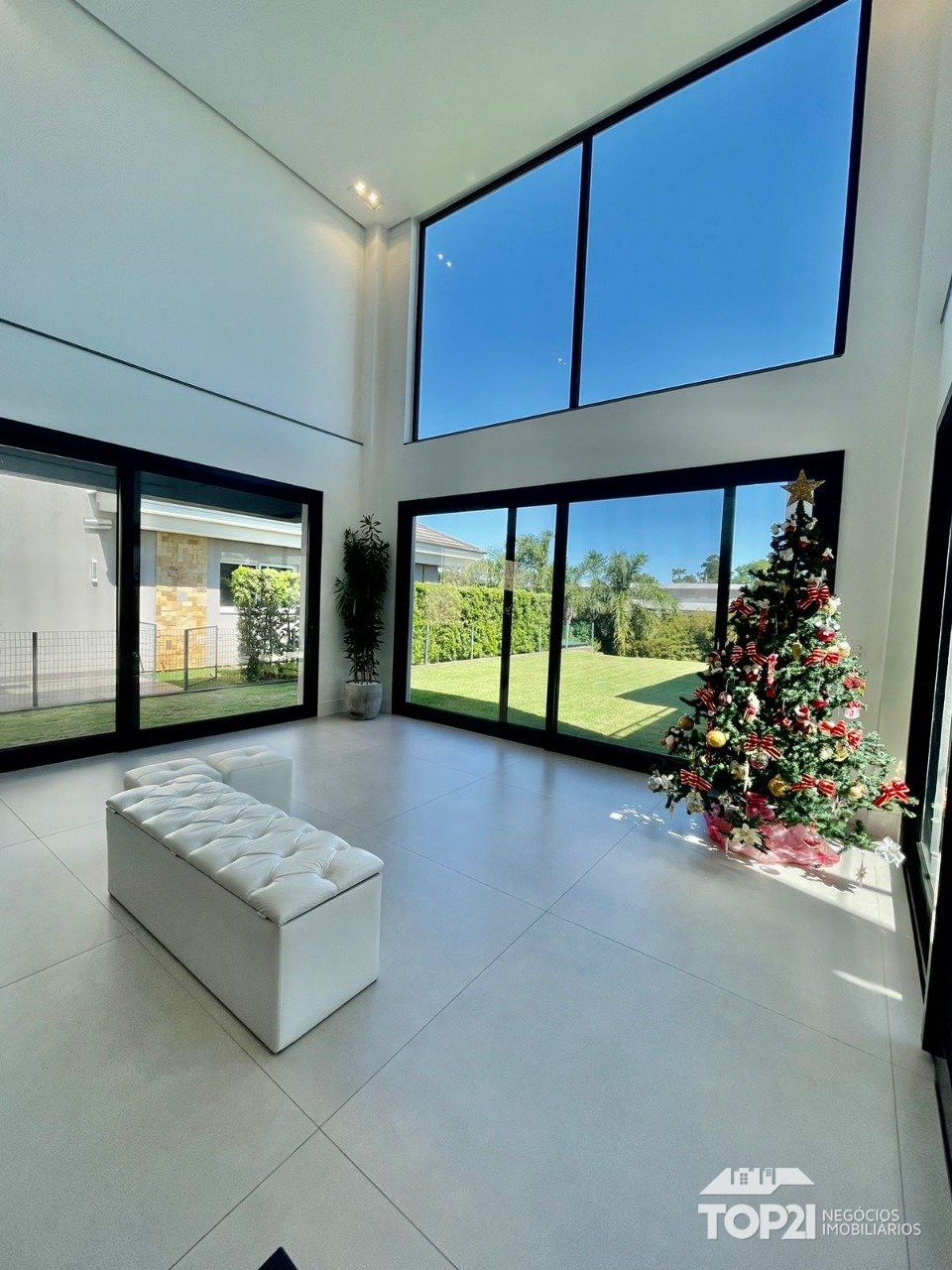 b8432158-8990-4a38-a4d5-8c22ed528003