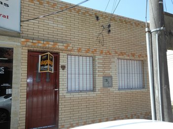 house em Rua Carlos Gomes, Centro - Rio Grande - RS