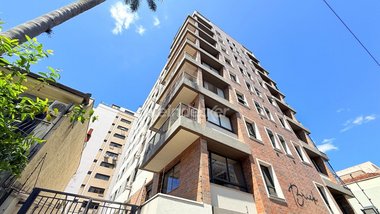 apartment em Rua Miguel Tostes, Rio Branco - Porto Alegre - RS