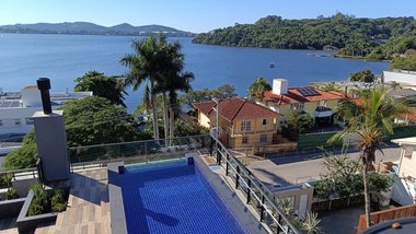 apartment em Rua Laurindo Januário da Silveira, Lagoa da Conceição - Florianópolis - SC
