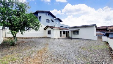 house em Rua Desembargador Tavares Sobrinho, Boa Vista - Joinville - SC