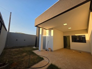 house em Rua Aldacy Gomes, Loteamento Bertaville - Palmas - TO