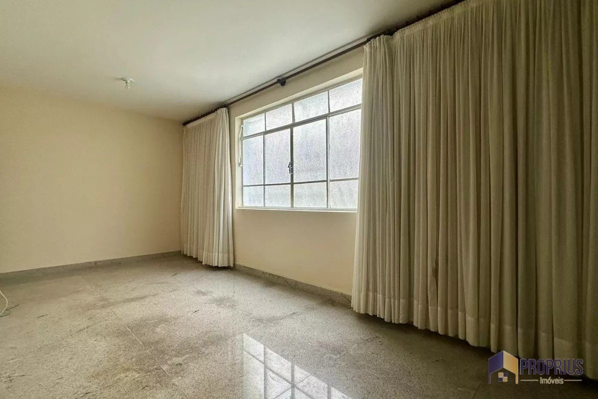Apartamento com 3 quartos — Sion, Belo Horizonte