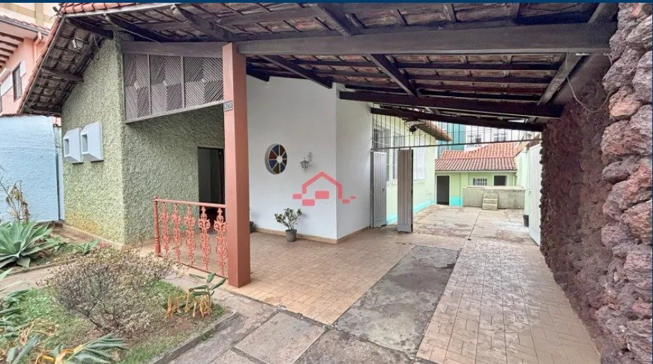 Casa com 3 quartos — Carlos Prates, Belo Horizonte
