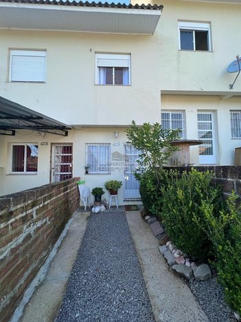 house em Rua Germano Osmarini, Primeiro de Maio - Farroupilha - RS