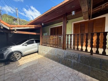 house em Avenida Delfim Moreira, Várzea - Teresópolis - RJ