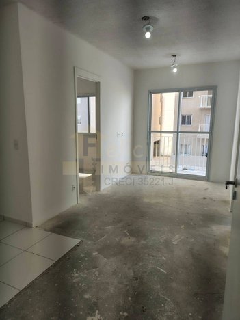 apartment em Rua Heitor de Oliveira, Vila Sul Americana - Carapicuíba - SP
