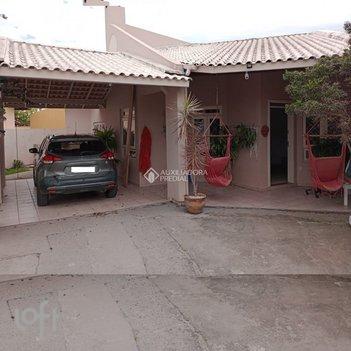 house em Manoel Soares D'Azevedo Maia, Carianos - Florianópolis - SC