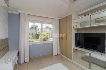 apartment em Rua Souza Lobo, Vila Jardim - Porto Alegre - RS