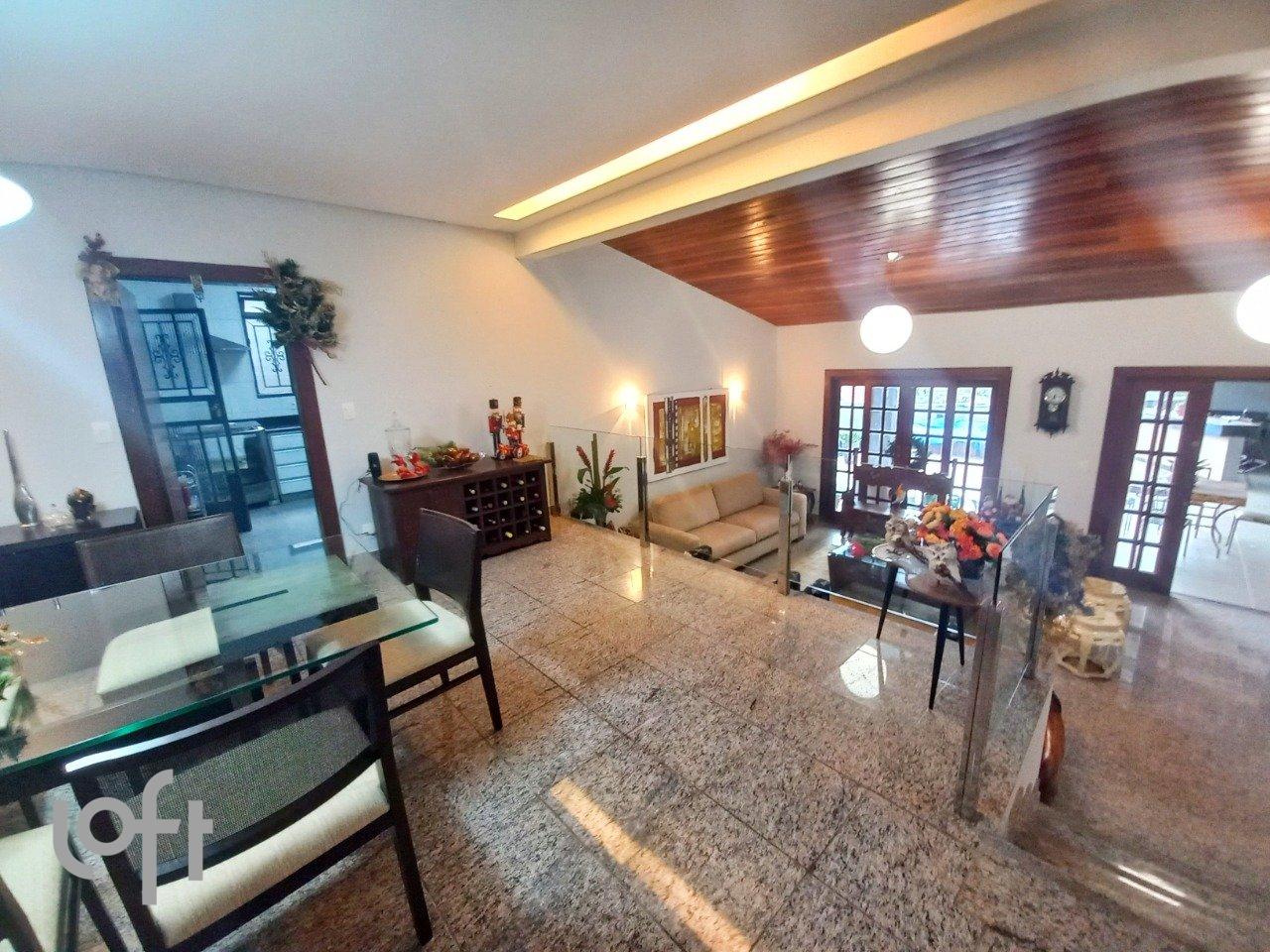 Casa com 4 quartos — Santa Lúcia, Belo Horizonte